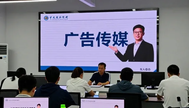 天津弘安检测技术有限责任公司满足不同项目现场下的户外广告需求